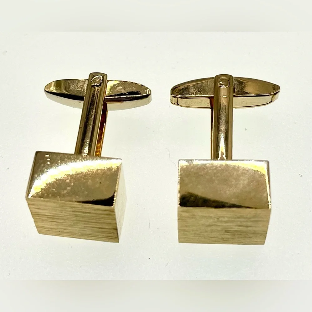3 for $30 Vintage Sarah Coventry Daytona 500 Cufflinks Gold Tone Cubed